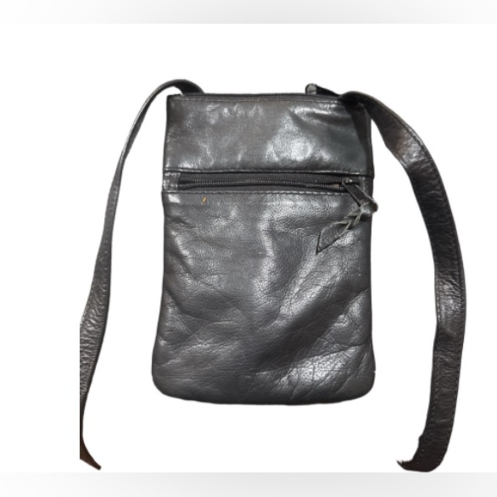 Emily Ann of Boca Raton genuinely leather crossbody bag - Picture 4 of 4